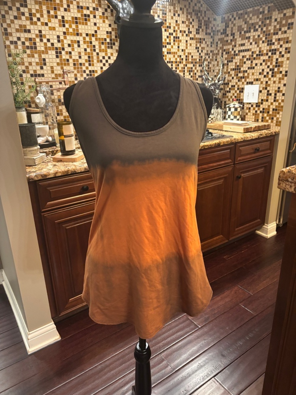 Sleeveless Ombre Tank Top in Gray and Orange